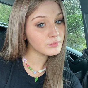 Meet your Posher, Annabelle